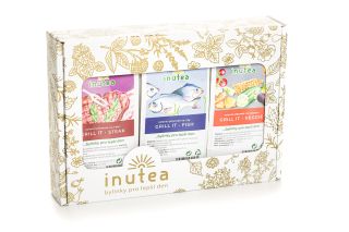 Období grilování a posezení s přáteli venku u ohně je právě před námi!😊 Předveďte se díky vyladěnému grilovacímu koření....